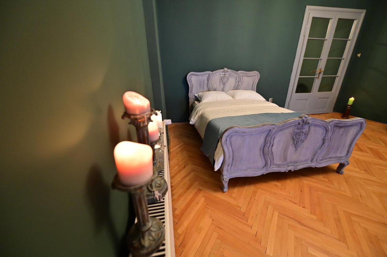 Lovely 2 Bedroom Apartment In Historic City Center Сібіу Екстер'єр фото